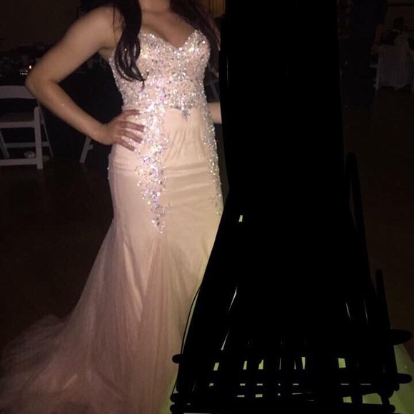 Prom/semi/homecoming dress - Picture 2 of 4
